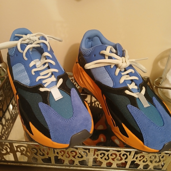Adidas Yeezy Boost 700 Bright Blue Sneakers - Picture 6 of 6